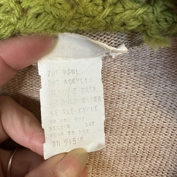 Vtg Womens Cardigan Tan Knit Button Front Waist Tie Small Pockets Retro 70s - Picture 4 of 10